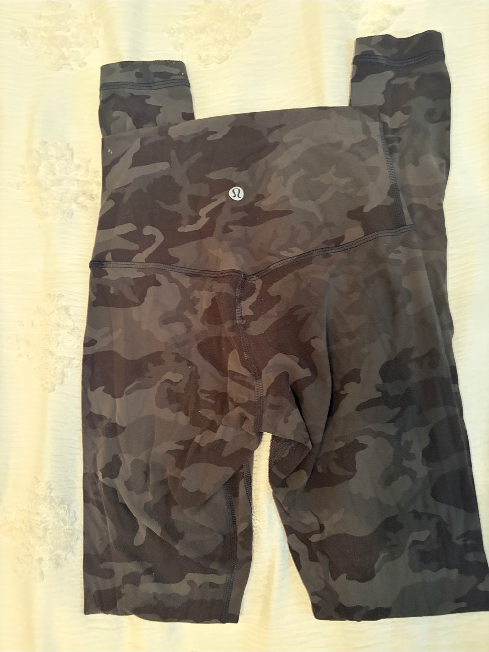 lululemon athletica Women’s Camo High-Rise Leggings in Black & Gray